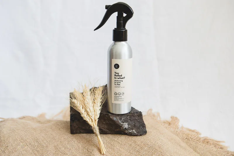 Paws Right There You Rolled in What? Deodorising fur-spritz